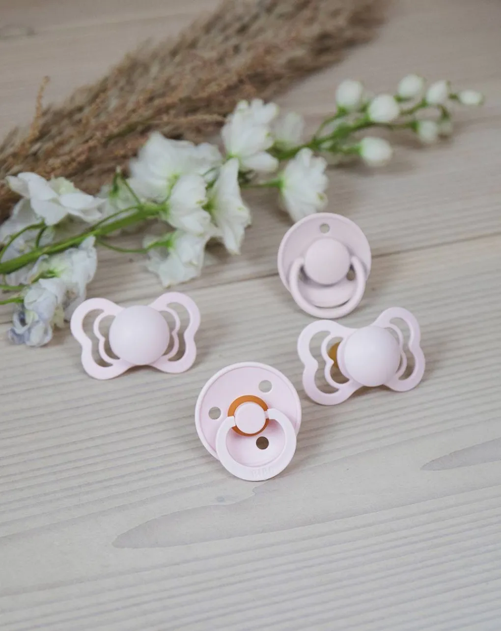 BIBS Succhietti-Set 2 Ciucci Tettarella Simmetrica In Gomma Naturale 0/6 Mesi - Colore Haze E Rosa -